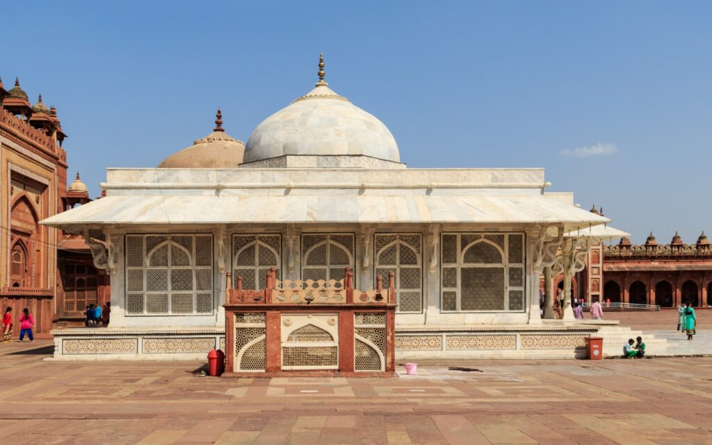 Agra: The Taj City - Sheeraz Ahmad